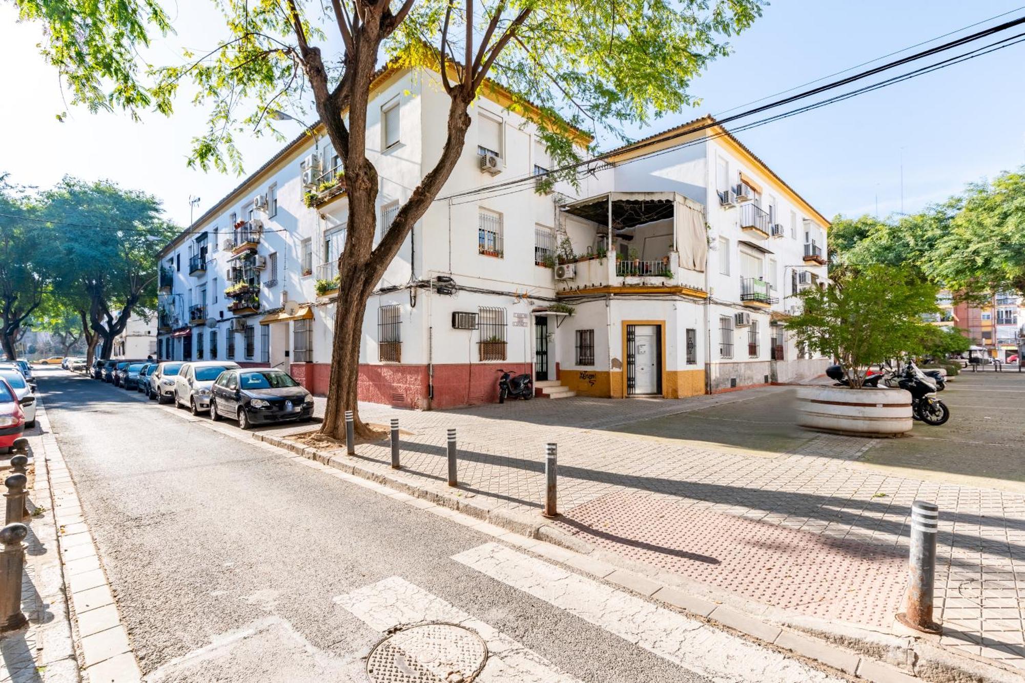 Apartamento Triana Los Remedios Seville Exterior photo